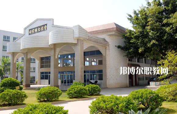 梅州城西職業(yè)技術(shù)學(xué)校2022年報(bào)名條件、招生要求、招生對象