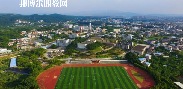 廣東省梅州市衛(wèi)生職業(yè)技術(shù)學(xué)校2022年報(bào)名條件、招生要求、招生對(duì)象