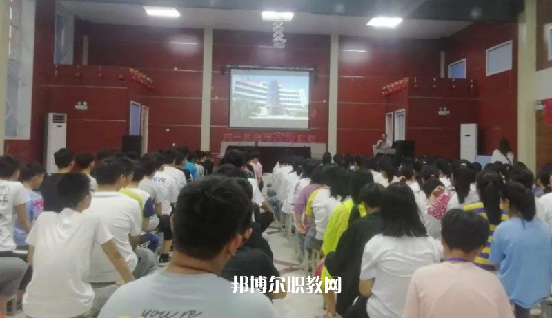 博野縣職業(yè)技術(shù)教育中心2022年報名條件、招生要求、招生對象
