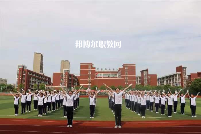 滁州市旅游商貿(mào)學(xué)校2022年報(bào)名條件、招生要求、招生對(duì)象