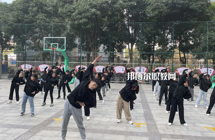 廣西機(jī)電工業(yè)學(xué)校怎么樣、好不好