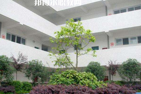 內(nèi)江市川威技工學(xué)校怎么樣、好不好