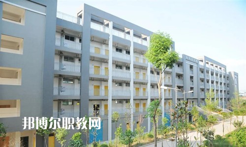 大竹縣職業(yè)中學(xué)2022年報(bào)名條件、招生要求、招生對(duì)象