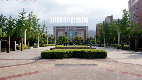 重慶南川隆化職業(yè)中學校2022年報名條件、招生要求、招生對象