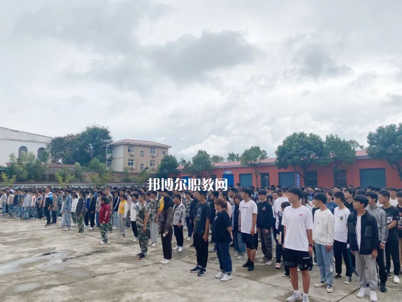 銅陵智通職業(yè)技術(shù)學(xué)校2022年報(bào)名條件、招生要求、招生對(duì)象