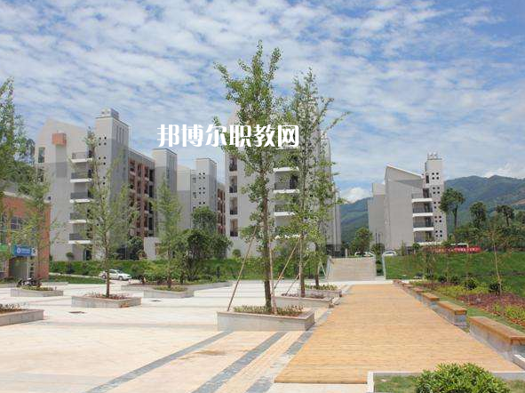 思茅衛(wèi)生學(xué)校2022年招生錄取分?jǐn)?shù)線