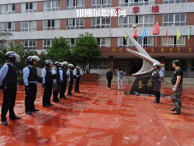四川省工業(yè)貿(mào)易學校2022年報名條件、招生要求、招生對象