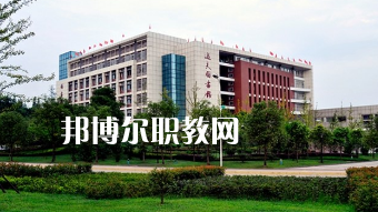 西南醫(yī)科大學護理學院附屬衛(wèi)生學校2022年報名條件、招生要求、招生對象