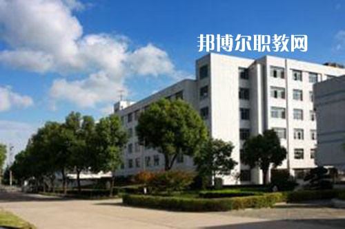 江蘇如皋第一中等專(zhuān)業(yè)學(xué)校怎么樣、好不好