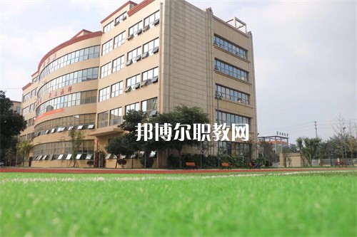 湖南中南藝術(shù)學(xué)校2022年報名條件、招生要求、招生對象