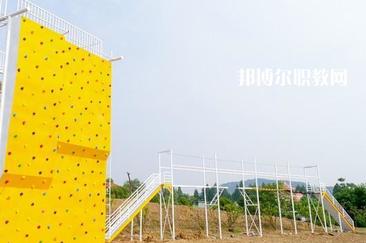 武漢華中藝術(shù)學(xué)校2022年報名條件、招生要求、招生對象