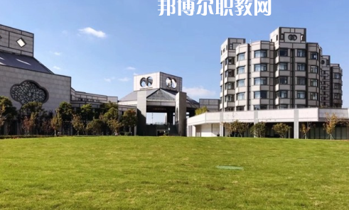 荊州職業(yè)教育中心學校2022年怎么樣、好不好