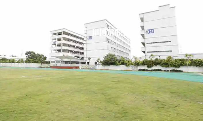 湖南醫(yī)藥衛(wèi)校2022年報名條件、招生要求、招生對象