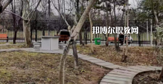 2023年達(dá)州理工職業(yè)技術(shù)學(xué)校學(xué)費(fèi)、收費(fèi)多少