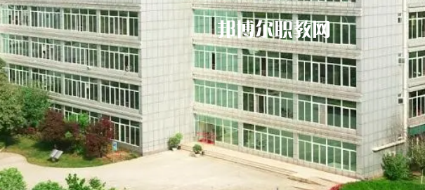 2023成都新高技工學(xué)校招生計(jì)劃 招生人數(shù)是多少(附要求、條件、對(duì)象)