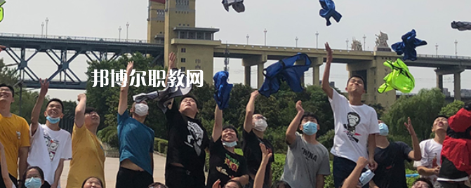2023南京市公用事業(yè)技工學(xué)校招生計(jì)劃 招生人數(shù)是多少(附要求、條件、對象)