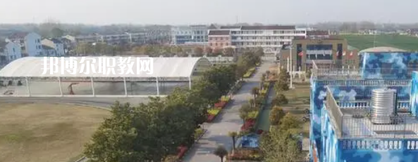 泰州市姜堰區(qū)新世紀(jì)武藝學(xué)校地址在哪里，哪個(gè)地區(qū)，哪個(gè)城市?