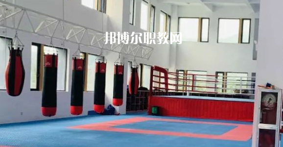 2023蒼南縣飛林職業(yè)學(xué)校招生計(jì)劃 招生人數(shù)是多少(附要求、條件、對(duì)象)