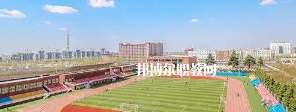 西安培華學院附屬職業(yè)中等專業(yè)學校地址在哪里，哪個地區(qū)，哪個城市?