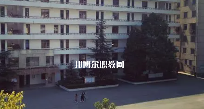 衡陽(yáng)市瀟湘衛(wèi)生中等專業(yè)學(xué)校2023年學(xué)費(fèi)、收費(fèi)多少