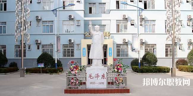2023渭南市軌道交通運(yùn)輸高級(jí)技工學(xué)校招生計(jì)劃 招生人數(shù)是多少(附要求、條件、對(duì)象)