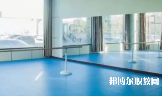 2023邢臺(tái)市瀚東職業(yè)技術(shù)中專學(xué)校招生計(jì)劃 招生人數(shù)是多少(附要求、條件、對象)
