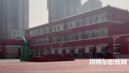 邢臺市瀚東職業(yè)技術中專學校地址，乘車路線