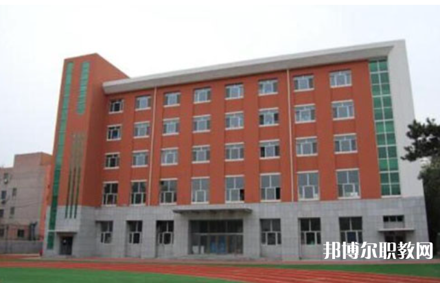 張家口華航中等專業(yè)學(xué)校地址，乘車路線