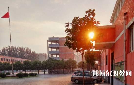 2023濮陽油田職業(yè)中等專業(yè)學(xué)校招生計(jì)劃 招生人數(shù)是多少(附要求、條件、對(duì)象)