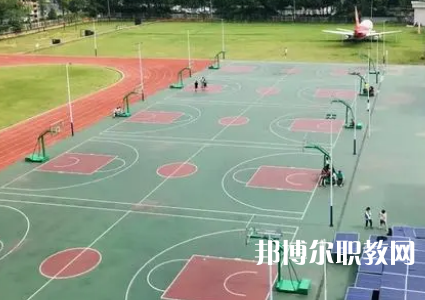 湖南湘江工貿(mào)技工學(xué)校怎么樣、好不好