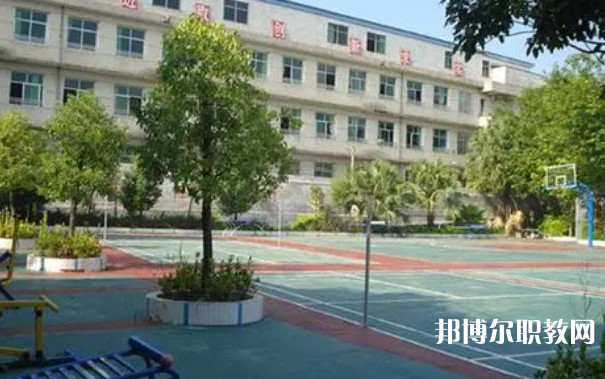 2024隆安縣中等職業(yè)技術(shù)學(xué)校招生計(jì)劃 招生人數(shù)是多少(附要求、條件、對(duì)象)