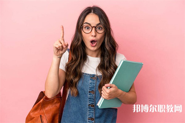 廣西哪里的中職學校能讀茶葉生產與加工專業(yè)
