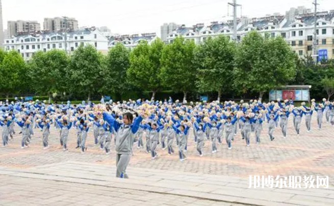 青島西海岸新區(qū)黃海職業(yè)學(xué)校怎么樣、好不好
