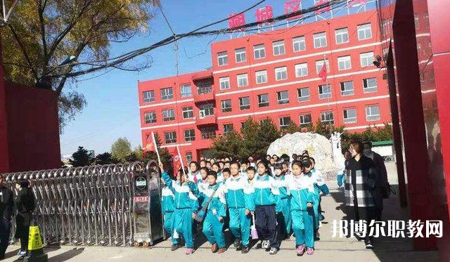 朔州市朔城區(qū)占義高級(jí)職業(yè)中學(xué)怎么樣、好不好