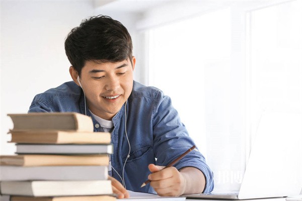 四川哪里的職業(yè)中學能讀機械設(shè)計與制造專業(yè)