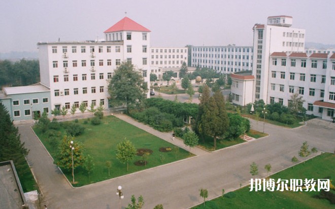 鞍山市廣播電視學(xué)校怎么樣、好不好