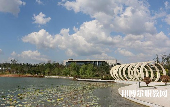 鞍山市現(xiàn)代服務(wù)學(xué)校怎么樣、好不好