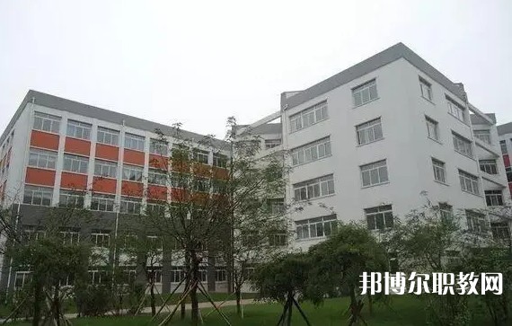 鞍山市藝術(shù)學(xué)校怎么樣、好不好