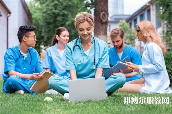 貴州哪里的職業(yè)學(xué)校能讀星級(jí)酒店管理專(zhuān)業(yè)