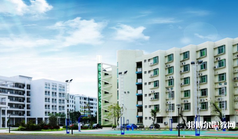 2025佛山市南海區(qū)理工職業(yè)技術(shù)學(xué)校招生計(jì)劃 招生人數(shù)是多少(附要求、條件、對(duì)象)
