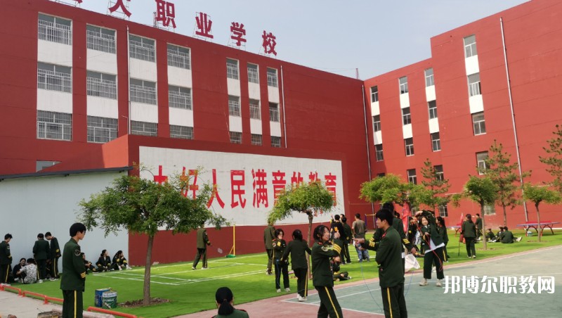 呂梁宏大職業(yè)學(xué)校地址，乘車路線