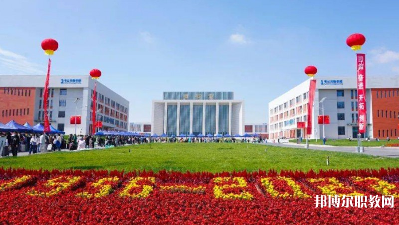 甘肅2025年中專鐵路學(xué)校可以考大專嗎