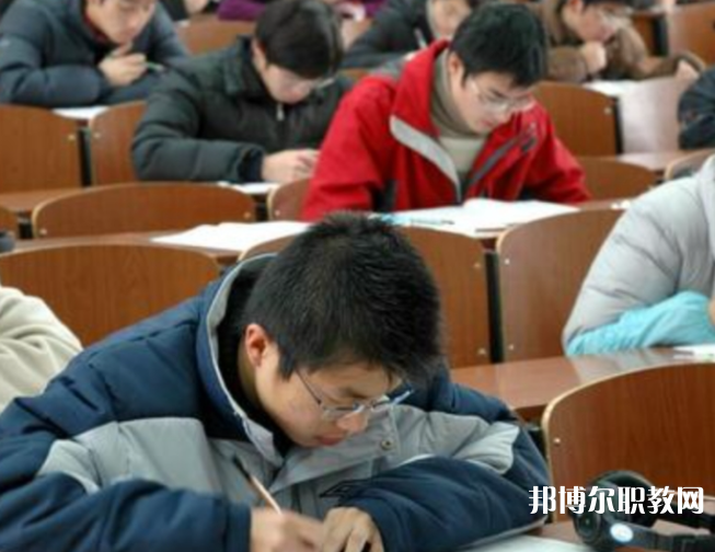 2025保定中專(zhuān)學(xué)校最新排名前三名單