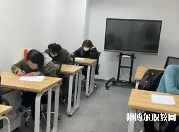 四川2025年消防技術工程學校和職高哪個好
